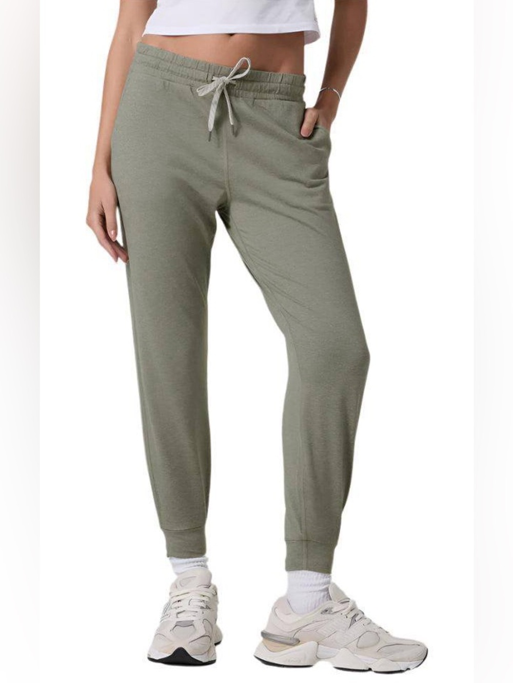 Vuori Women's Performance Jogger Laurel Heather Cuffed Sweatpants Sz L VGUC